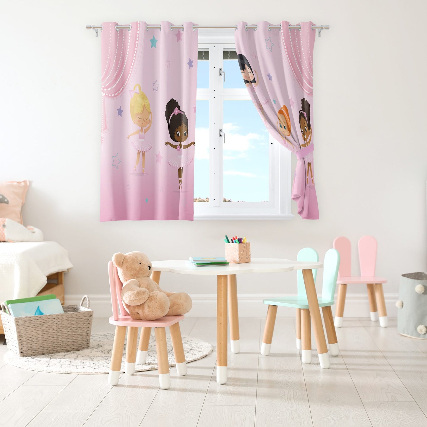 Small,Table,And,Chairs,With,Bunny,Ears,In,Children's,Room