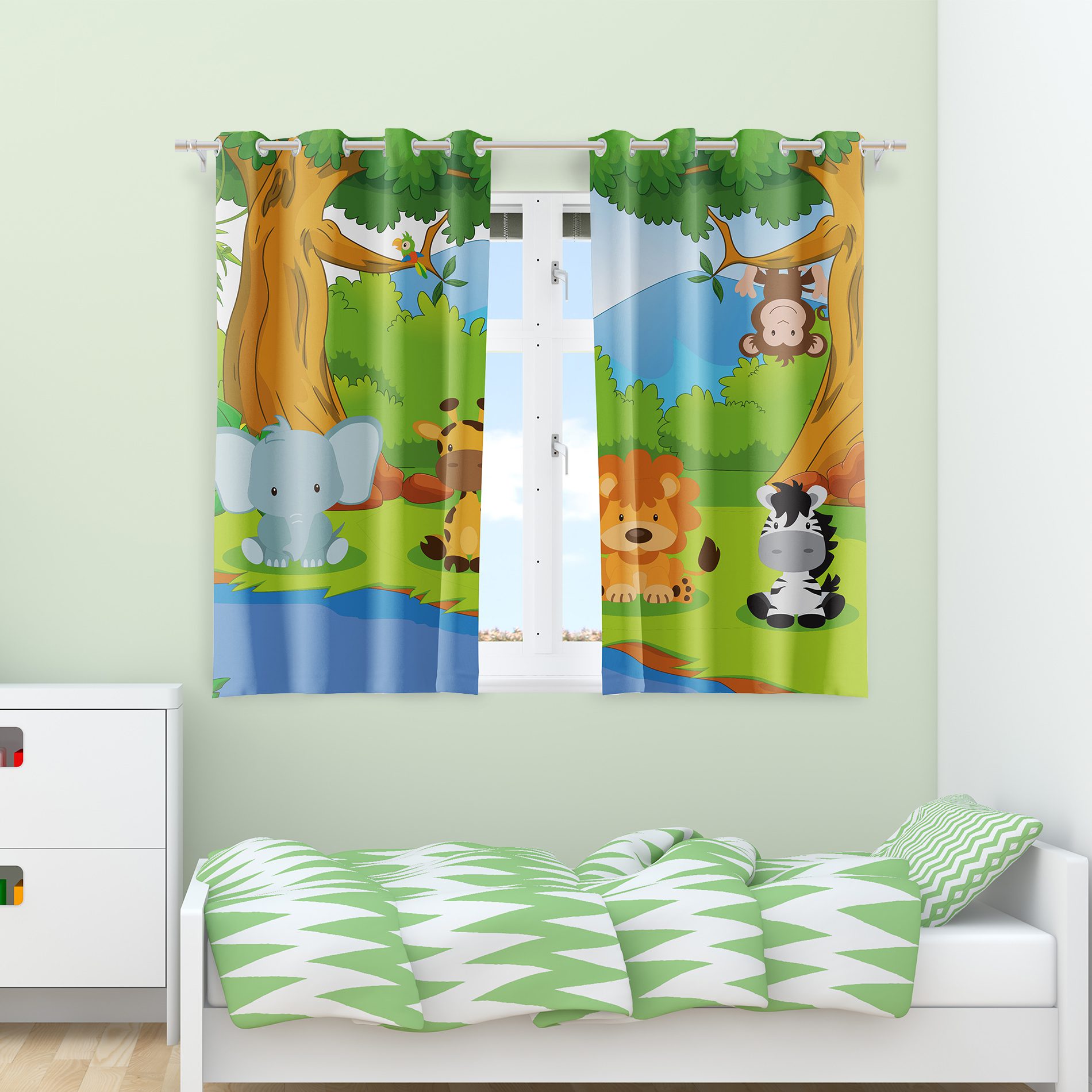 Quarto infantil com cortina animais safari