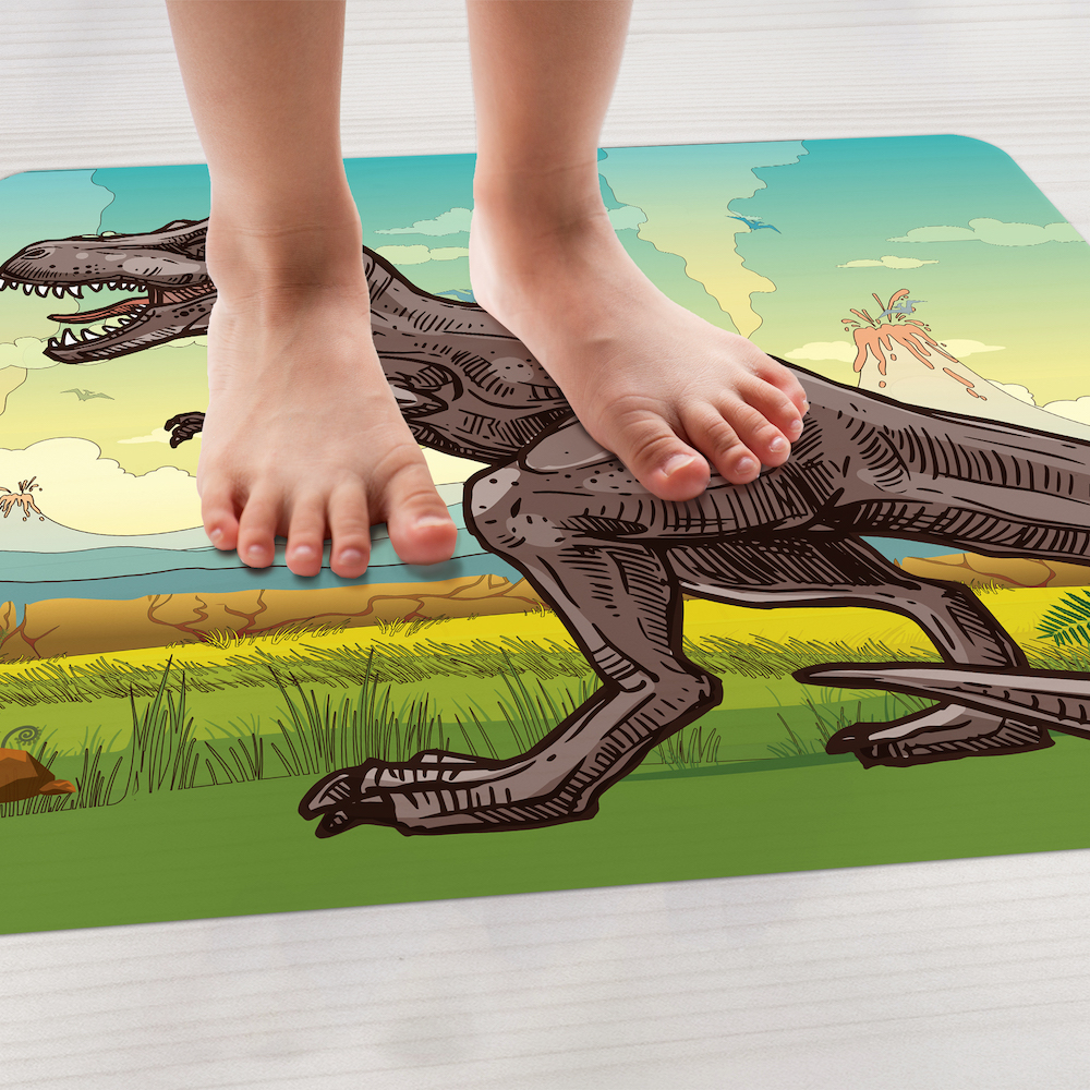 Adesivo antiderrapante para piso com estampa de dinossauro T-Rex, mostrando dimensões e acabamento fosco.