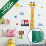 Adesivo De Parede Régua Crescimento Girafa com Porta Livros