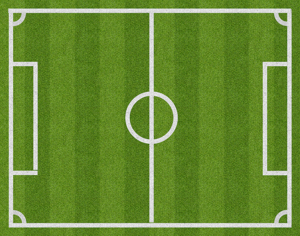 Detalhe do papel de parede adesivo com estampa de campo de futebol, mostrando textura e acabamento.