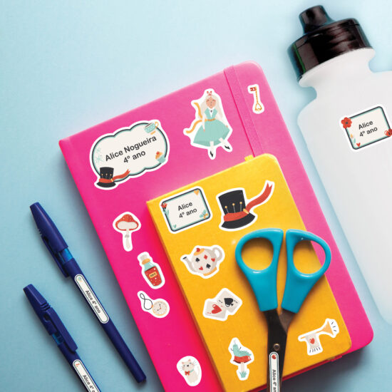 Etiquetas Escolares Meninas País das Maravilhas Kit Jumbo Etiquetas Escolares Meninas País das Maravilhas Kit Jumbo