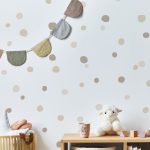 Adesivo De Parede Bolinhas Irregulares Infantil Bege Claro 2m²