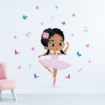 Adesivo de Parede Bailarina Morena de Tranças
