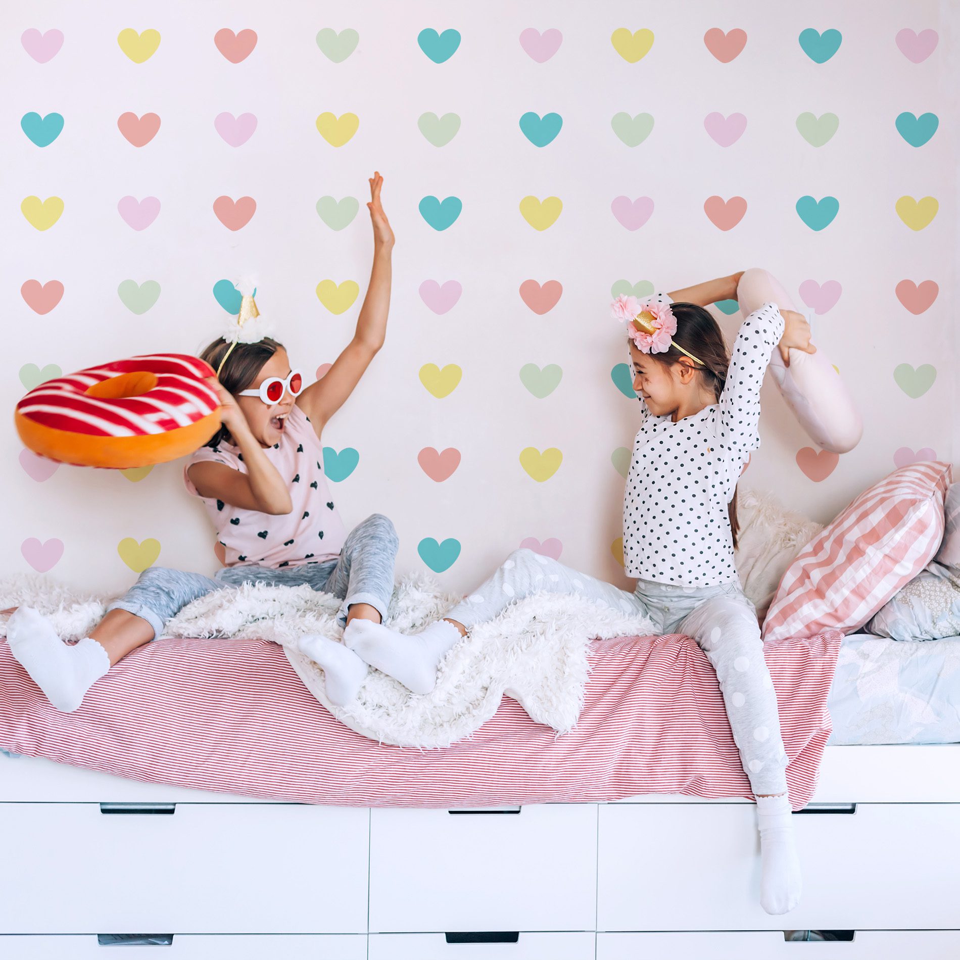 Adesivo de Parede Corações para quarto de menina