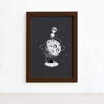 Quadro Espaço Sideral Alienígena na Lua Moldura Marrom 22x32