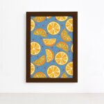 Quadro Frutas Coloridas Laranjas Moldura Marrom 22x32cm