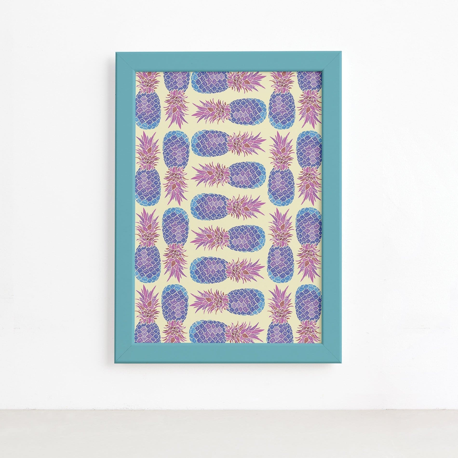 Quadro Abacaxis Coloridos Moldura Azul 22x32cm