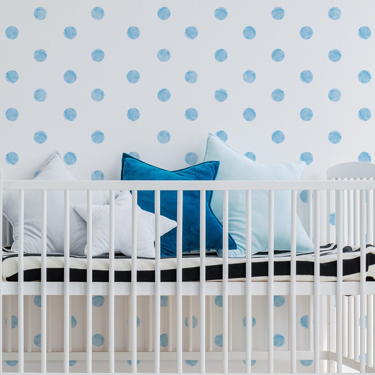 Adesivo de Parede Bolinhas Aquarela Azul 4cm 144un