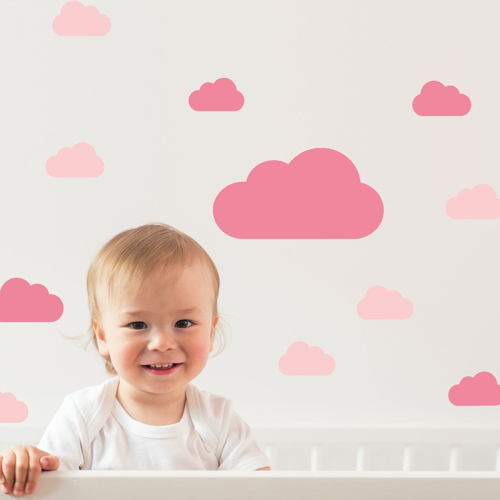 Adesivo de Parede Infantil Nuvens Tons de Rosa