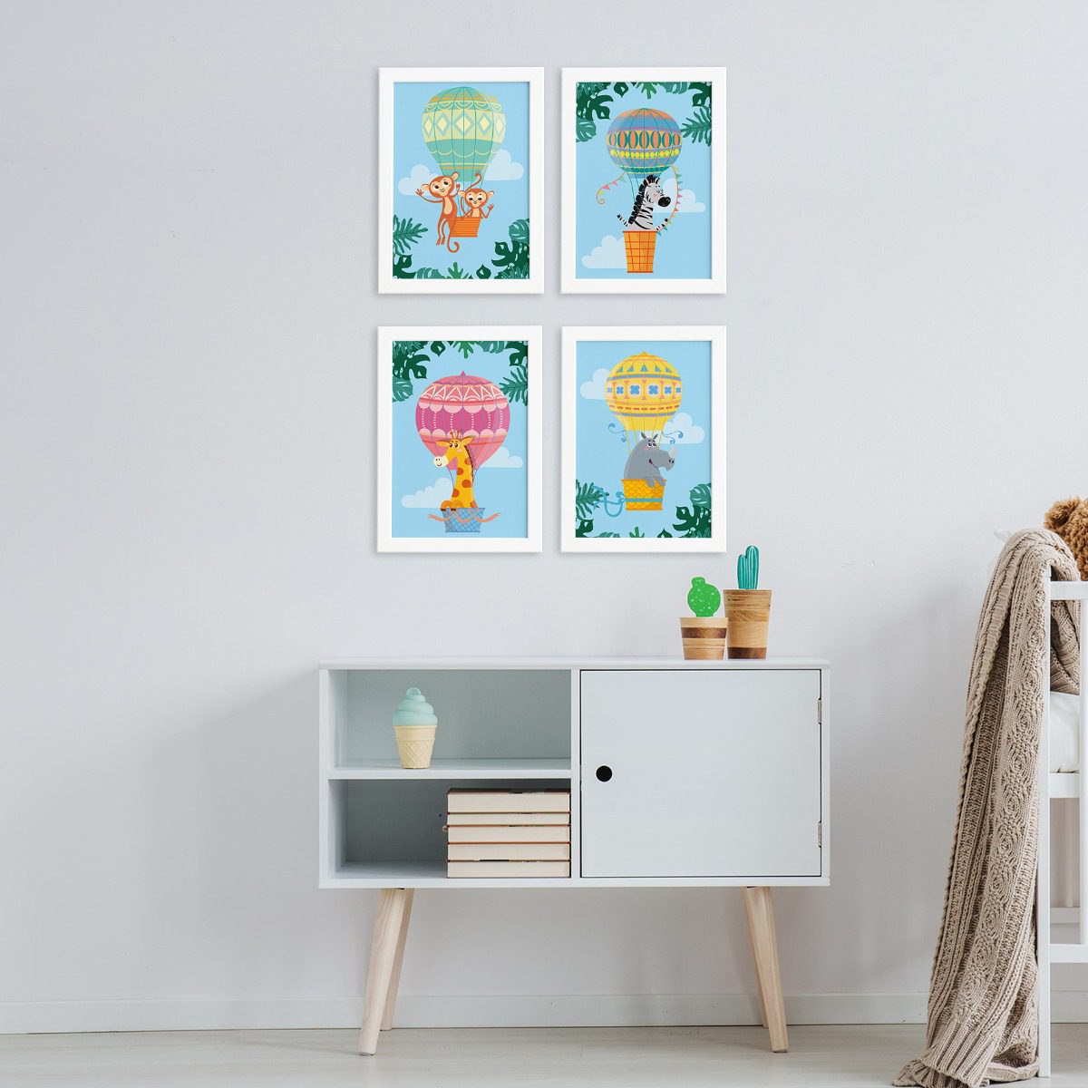Quadros Balões Safari Moldura Branca 22x32cm Kit 4un