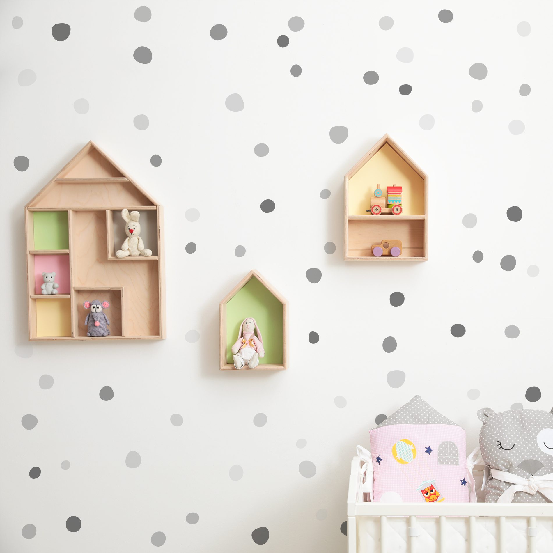 adesivo de parede bolinhas tons de cinza quarto infantil