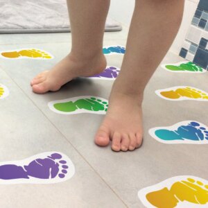 Adesivo Piso Banheiro Antiderrapante Infantil Pézinhos