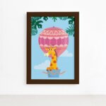 Quadro Infantil Girafa e Balão Moldura Marrom 22x32cm
