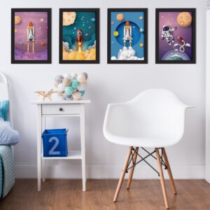 Quadros Astronauta no Espaço Moldura Preta 22x32cm Kit 4un,Quadros Astronauta no Espaço Moldura Preta 22x32cm Kit 4un