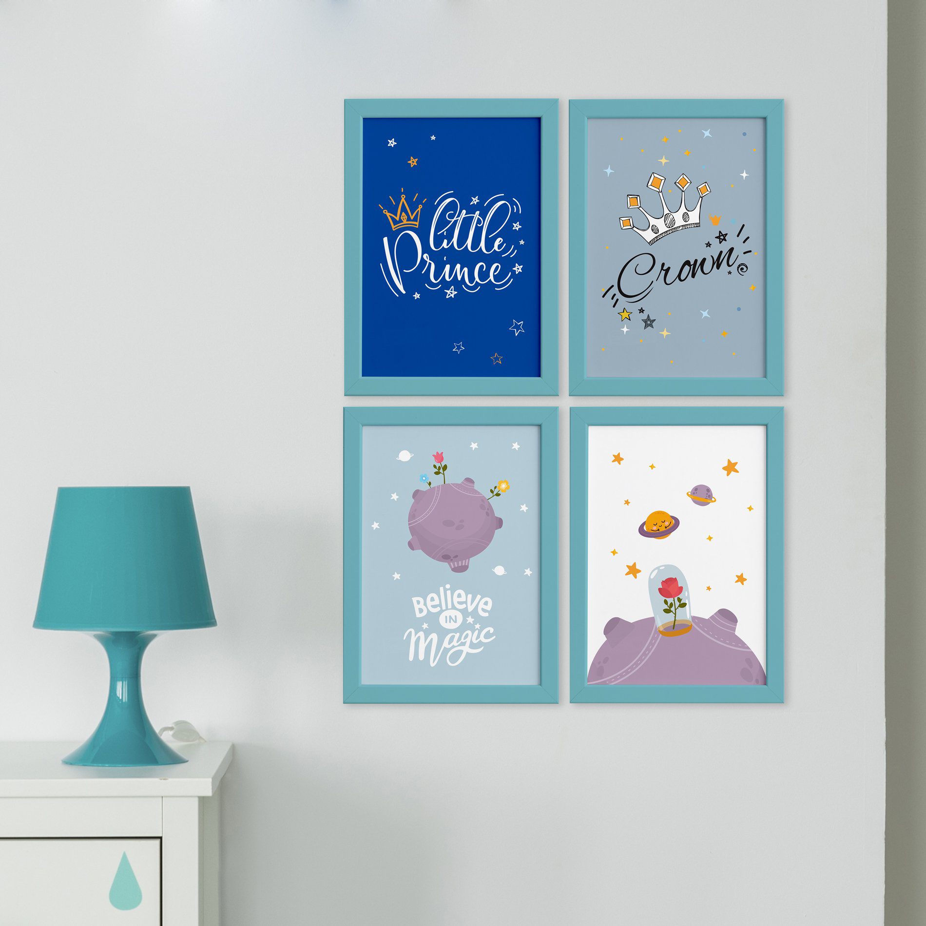 Quadros para Quarto de Menino Príncipe Kit 4un Moldura Azul