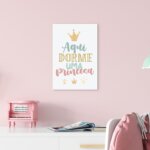 Placa Decorativa Aqui Dorme Uma Princesa 20x30cm