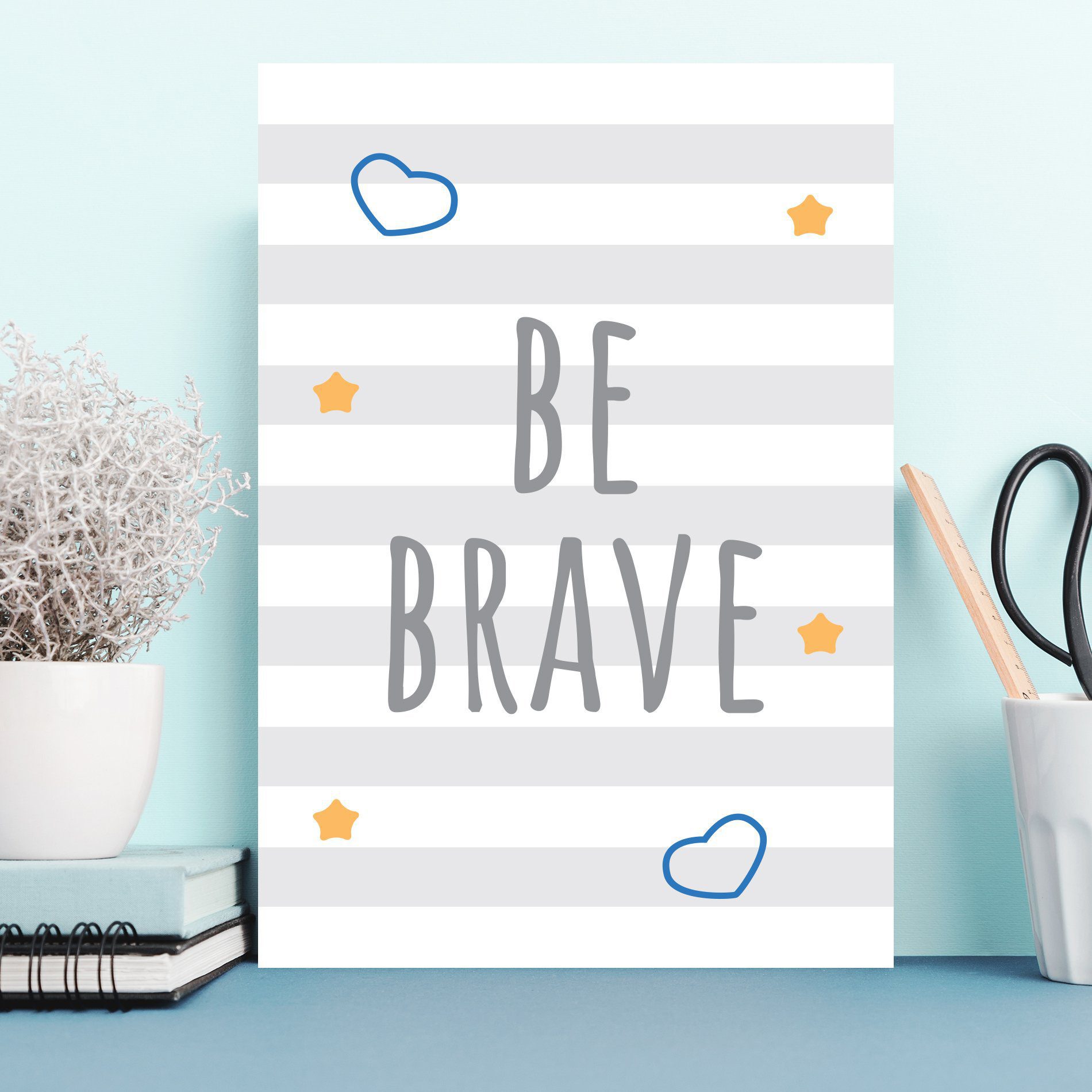 Placa Decorativa MDF Infantil Be Brave Azul 30x40cm