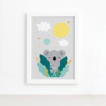 Quadro Urso Coala e Estrelas Moldura Branca 22x32cm