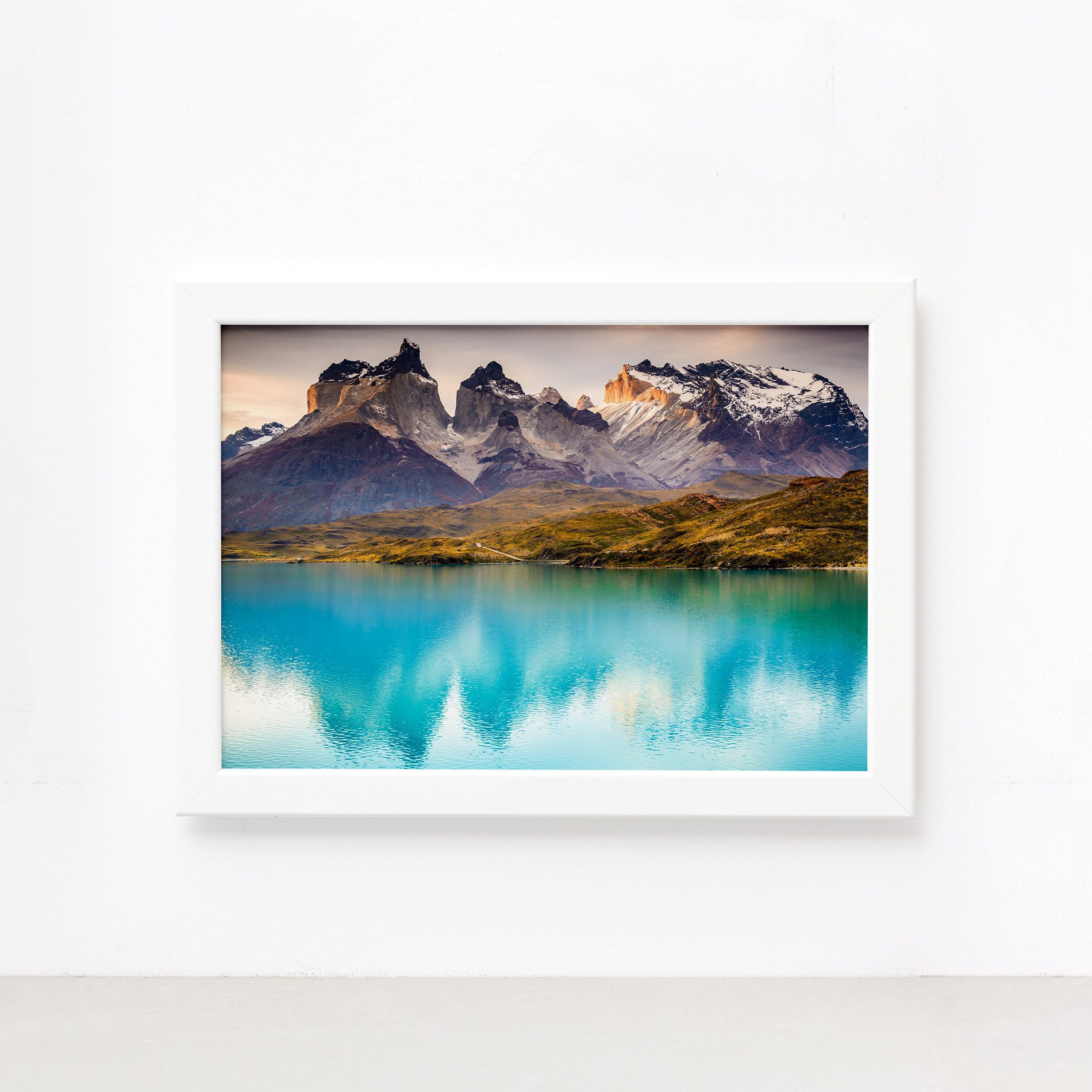 cenario_torrers_del_paine_patagonia_chile_quadro_branco_1900-7.jpg