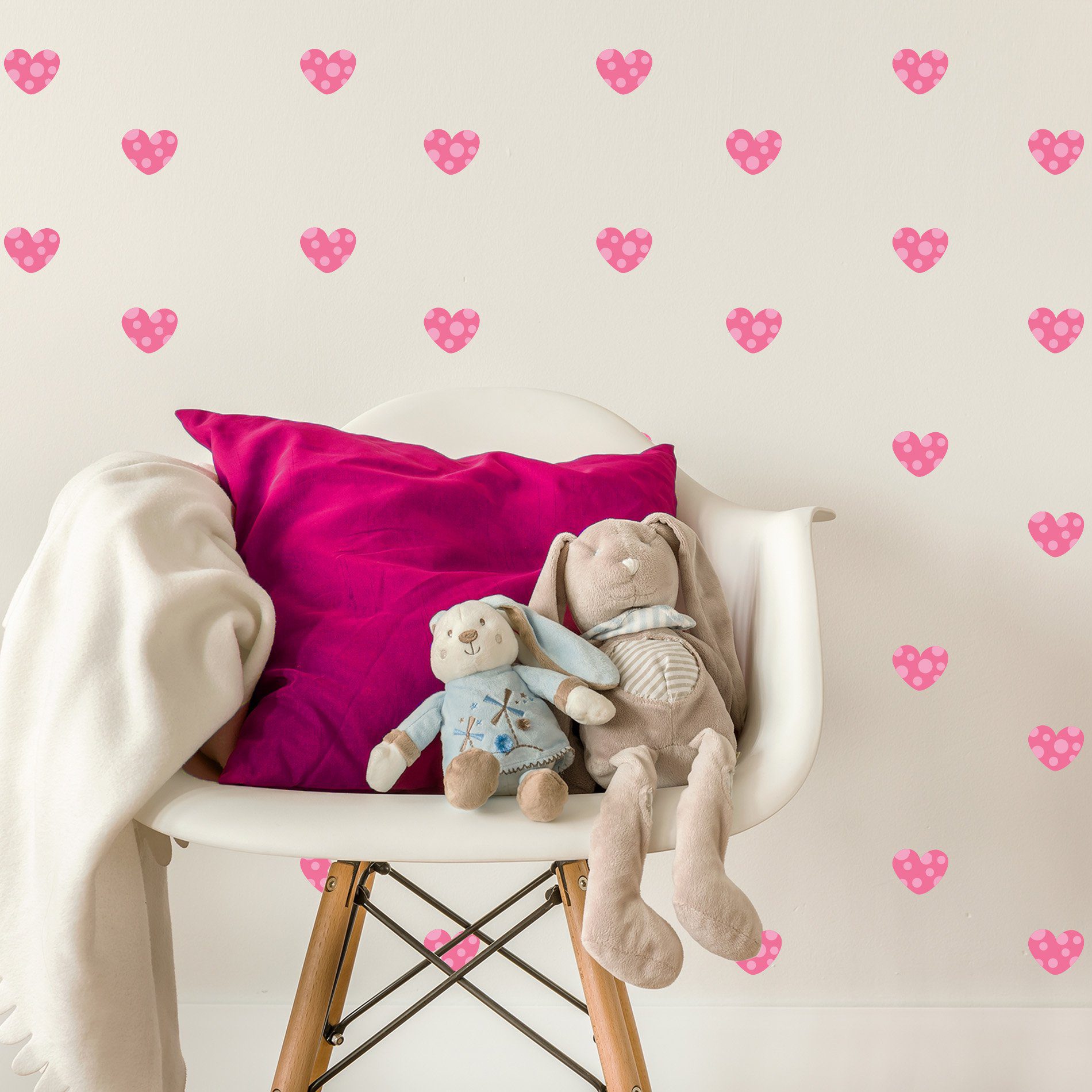 Adesivo de Parede Infantil Coração Rosa Bolinhas
