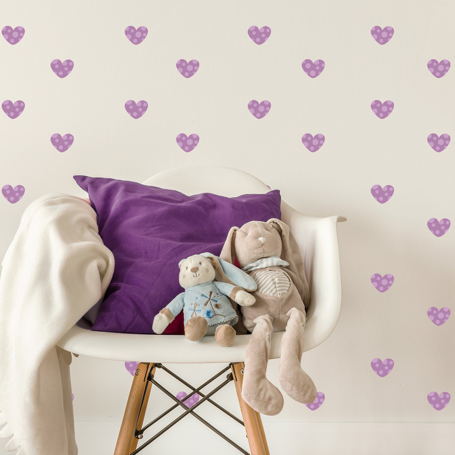 Adesivo de Parede Infantil Coração Roxo Bolinhas