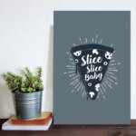 Placa Decorativa MDF Pizza Frase Pedaço Inglês 30x40cm