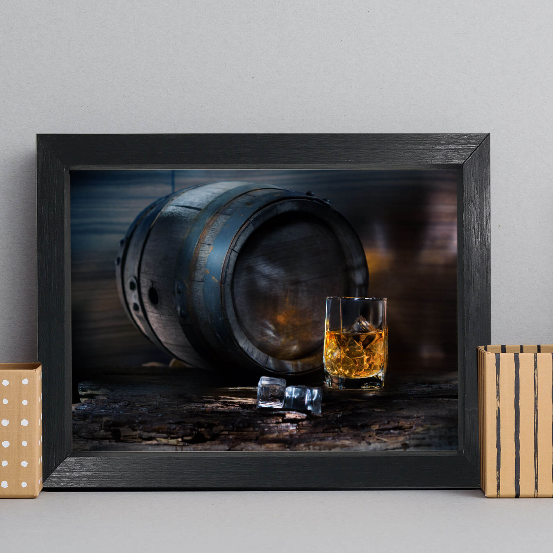 Quadro Decorativo Bebida Bar Whisky Moldura Preta