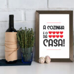 Quadro Cozinha Coração da Casa 22x32cm Moldura Marrom