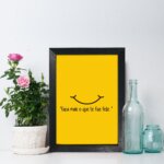 Quadro Decorativo com Moldura Preta Faça o Que Te Faz Feliz 22x32cm