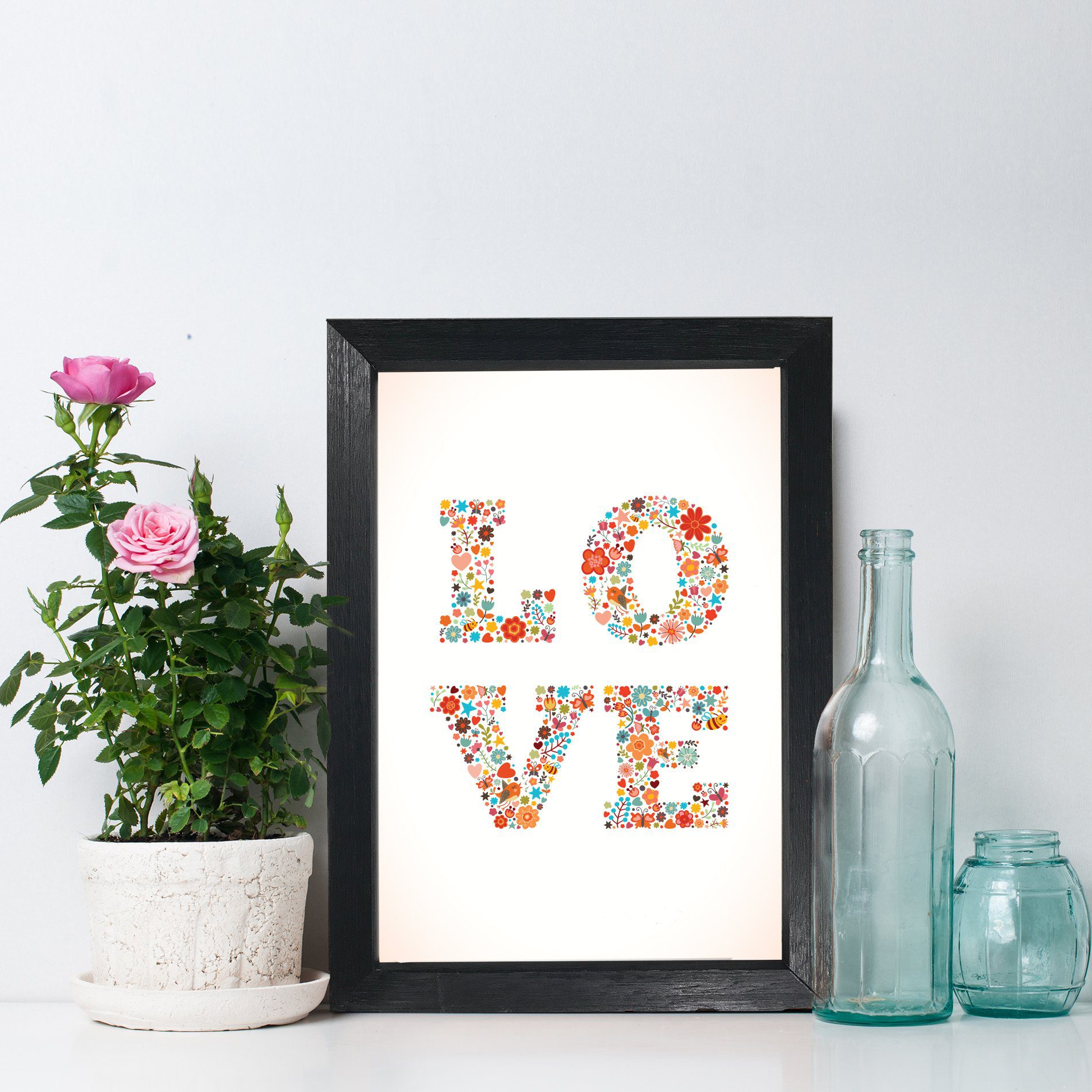 Quadro Decorativo Love Flores Moldura Preta