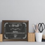 Quadro Decorativo com Moldura Marrom Senha WiFi 22x32cm