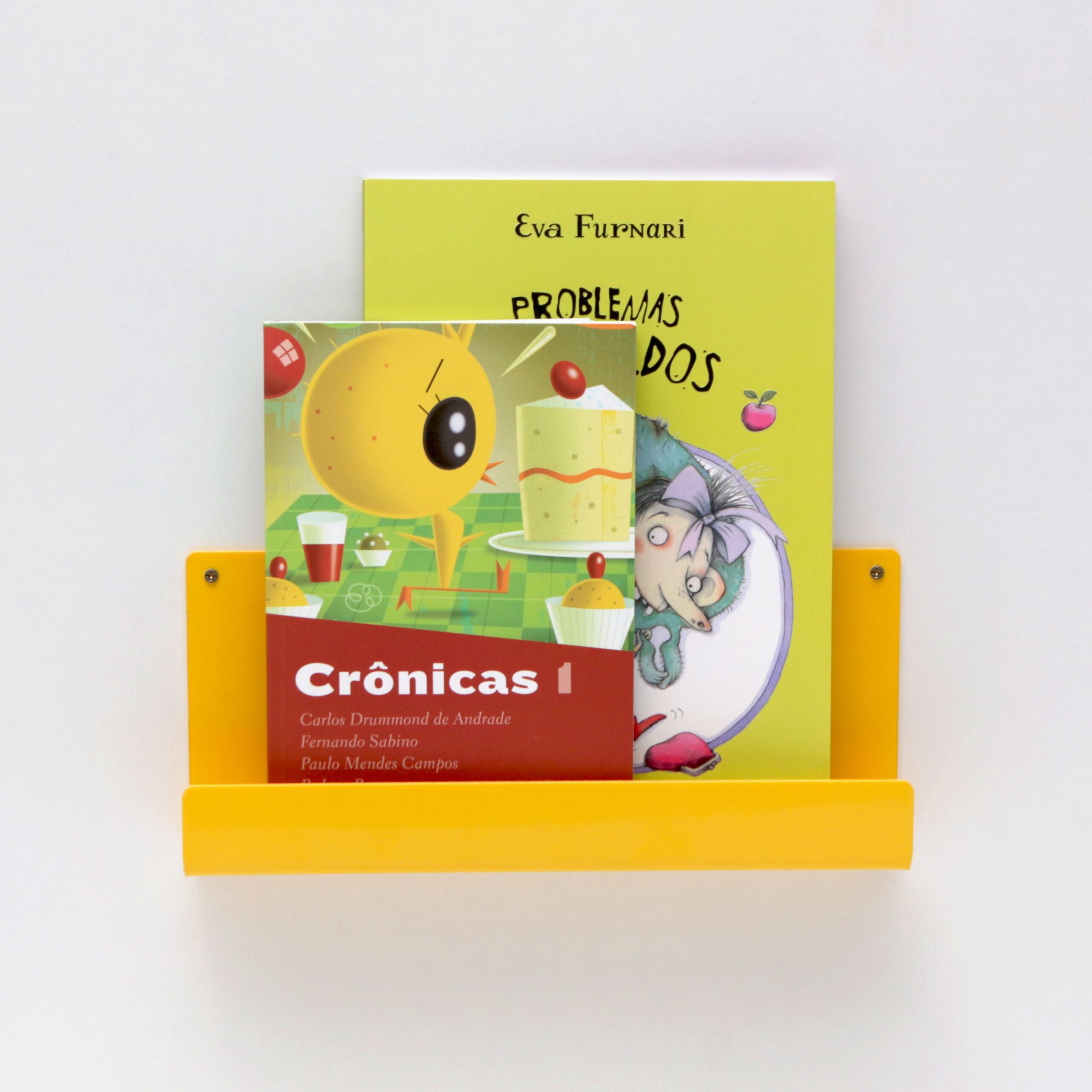 prateleira_frontal_amarela_livros.jpg
