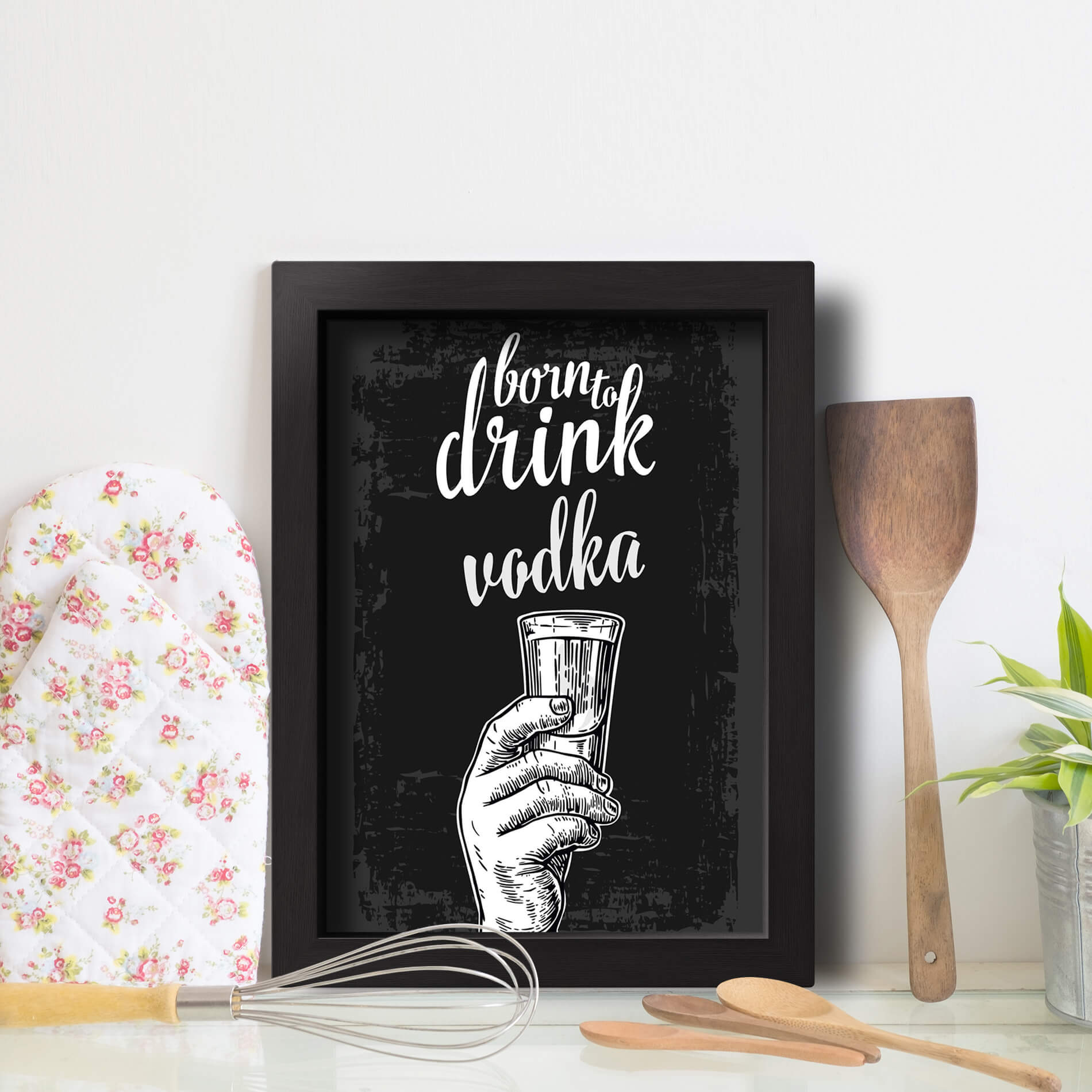 Quadro Cozinha e Bar Frase Vodka 22x32cm Moldura Preta