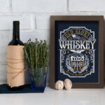 Quadro Cozinha Vintage Old Glory Whisky 22x32 Moldura Marrom