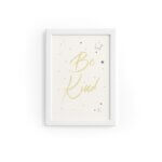 Quadro Infantil Be Kind Estrelas Moldura Branca 22x32cm