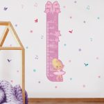 Adesivo Infantil Bailarina Menina Cabelo Loiro Régua Medidora