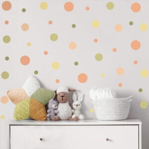 Adesivo de Parede Quarto Infantil Bolinhas Tons de Nude, Pêssego e Verde 150 un